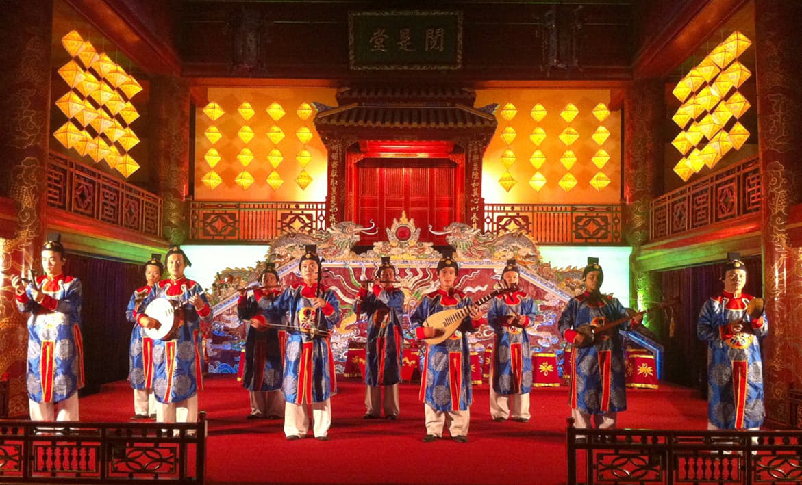 Nha Nhac Cung Dinh Hue 2