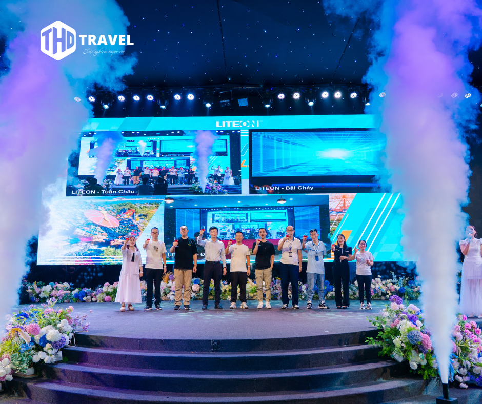 Gala Dinner Company Trip Doanh Nghiep Thd Travel.jpg