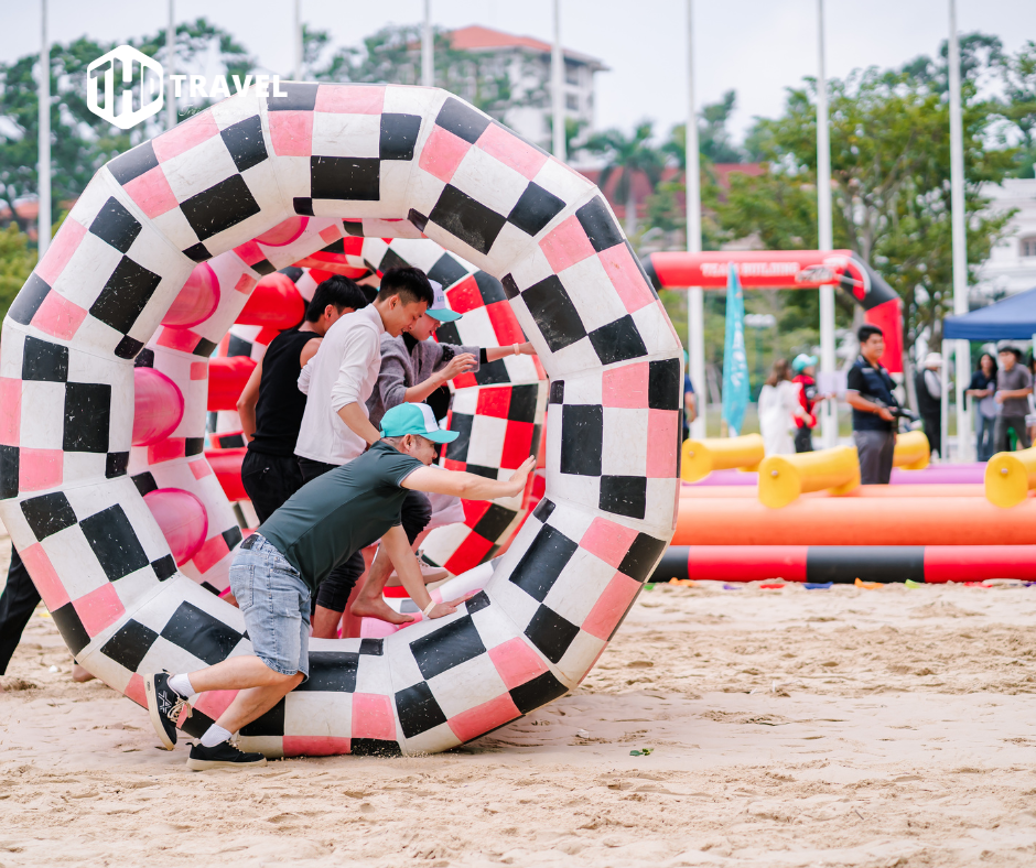 Team Building Bai Bien Company Trip Thd Travel.jpg